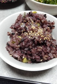 古代米とひたし豆の赤飯