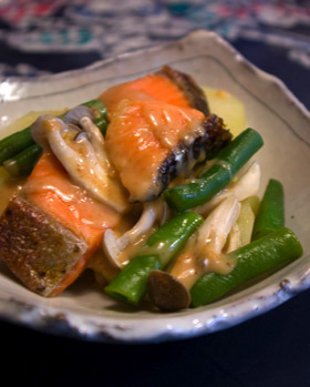 ゴマ薫る☆鮭＆ポテトの温野菜サラダ♪の画像