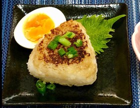 簡単♪甘味噌焼きおにぎり!お弁当にも★