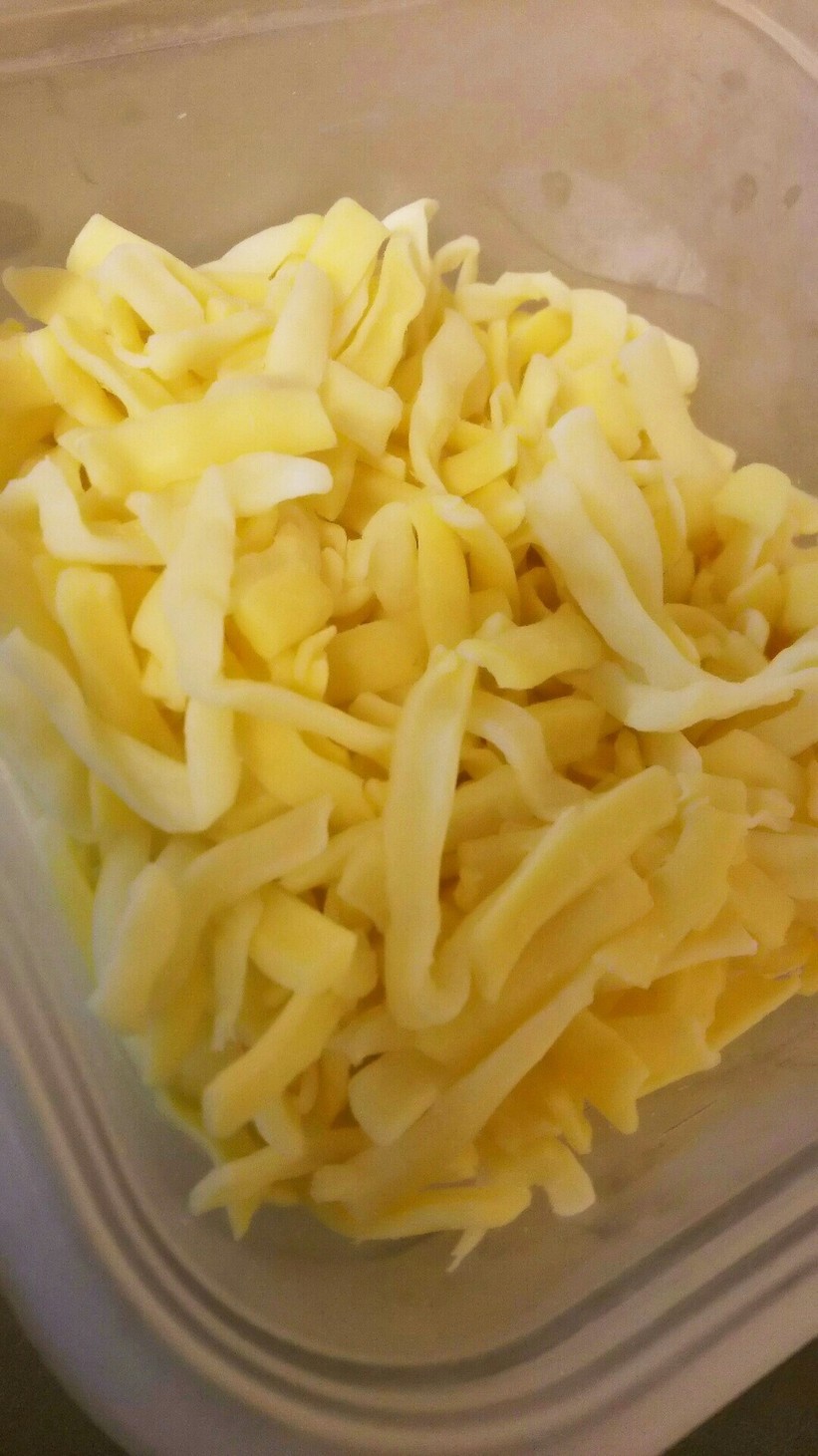 細切りチーズの冷凍保存の画像