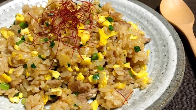 ん ビビンバ 焼肉のタレで旨旨炒飯 レシピ 作り方 By Sunsunよっぴい クックパッド