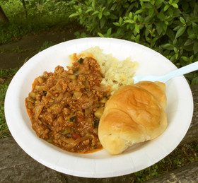 キーマカレーじゃがりこマッシュポテト添え