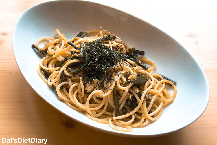 缶詰で簡単 わらびと鮭の和風パスタ レシピ 作り方 By Luta Cp クックパッド 簡単おいしいみんなのレシピが349万品