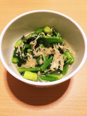 すぐできる!アスパラ菜とえのきの塩麹炒め