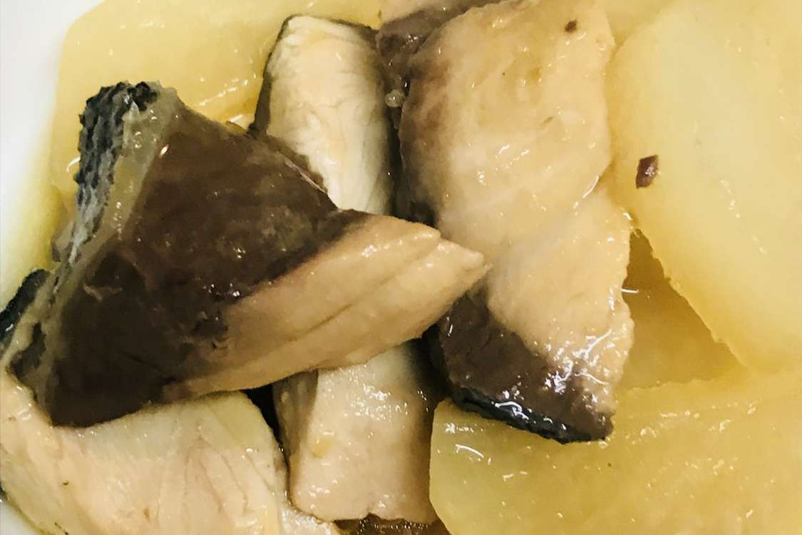 ブリ大根 ブリの切り身と薄切り大根の甘煮 レシピ 作り方 By Bistromiti クックパッド 簡単おいしいみんなのレシピが378万品
