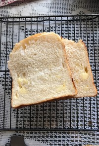 ホームベーカリーでチーズ入りソフト食パン