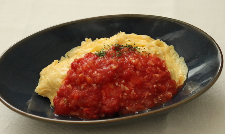 【腸活】塩麹トマトソースのオムライスの画像