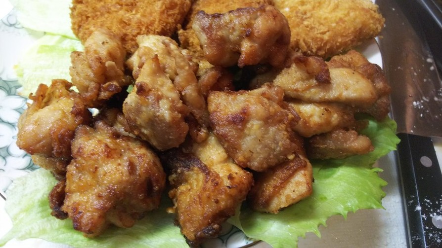 簡単・塩麹に漬け込んだ鶏モモの唐揚げの画像