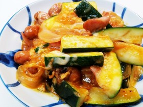簡単☆ズッキーニのケチャップチーズ炒め♪