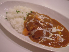 超簡単 煮込みハンバーグ