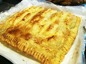 簡単!父の味。鮭のパイ包み焼き