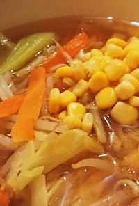 野菜たっぷりインスタントラーメン