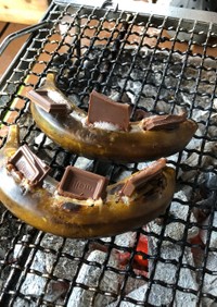 BBQ キャンプで 焼きチョコバナナ