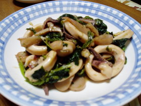 イカとほうれん草のマヨネーズ炒め♪