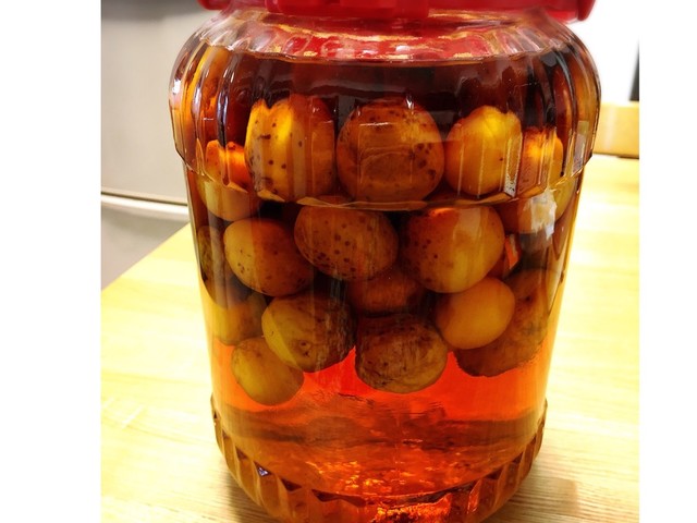 ブランデー梅酒 レシピ 作り方 By 家政婦ママのレシピ クックパッド 簡単おいしいみんなのレシピが359万品