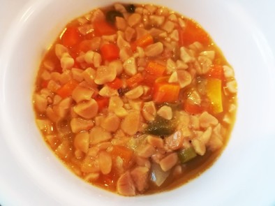 離乳食:納豆と魚と野菜のトマトスープの写真