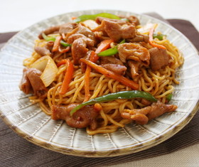 B級グルメ!ホルモン焼きそば