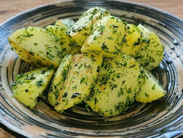 超簡単 お弁当おつまみにも のり塩ポテト レシピ 作り方 By ぐるたちおん クックパッド 簡単おいしいみんなのレシピが365万品