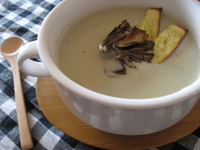 簡単!さつまいもときのこのスープ