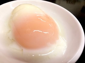 簡単☆お湯を注ぐだけ☆温玉の作り方