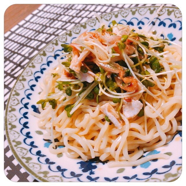 梅ささみとみょうがの冷やし中華 レシピ 作り方 By Yanshi クックパッド 簡単おいしいみんなのレシピが360万品