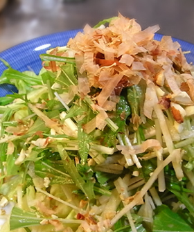 水菜と大根のナッツサラダ