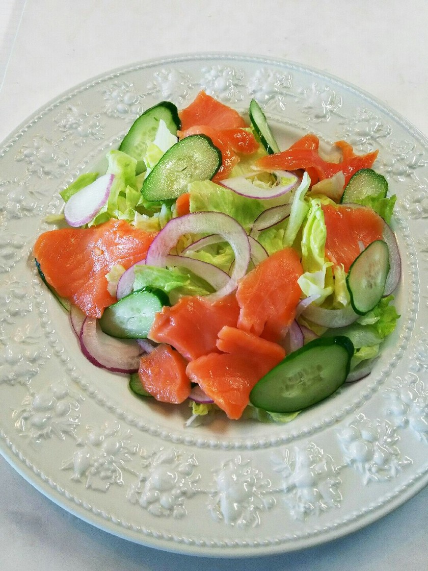 サーモンサラダのレシピ