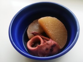 柔らかイカ大根