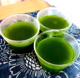 アガーで♪うす茶糖ゼリー