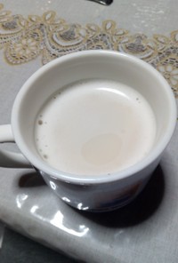 牛乳使わず簡単に♪麦茶ラテ(≧∇≦)b