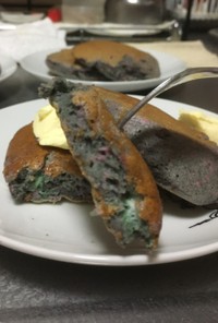 紫芋のスフレパンケーキ
