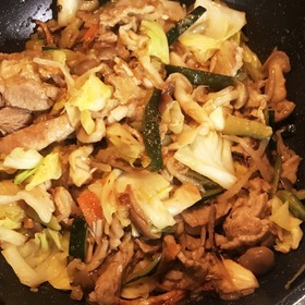 簡単! ズッキーニと豚肉の炒め物