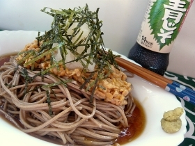 ネバじゅる~青じそジュレかけ蕎麦
