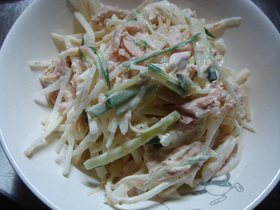簡単だけど美味しい大根ツナサラダ!