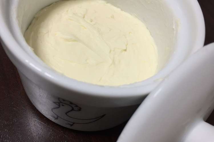 生クリームで簡単 手作りフレッシュバター レシピ 作り方 By パン大好きmimi クックパッド 簡単おいしいみんなのレシピが359万品