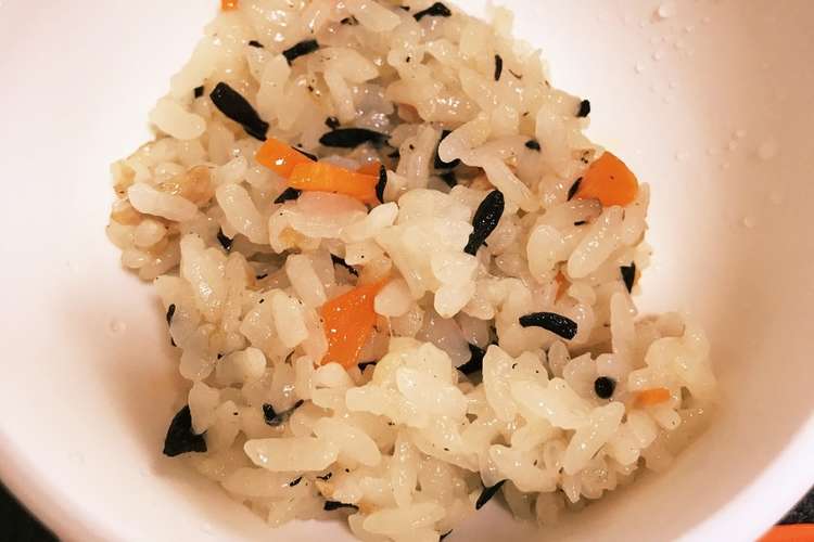 離乳食後期 炊き込みご飯 炊飯器で簡単 レシピ 作り方 By つれり クックパッド 簡単おいしいみんなのレシピが354万品