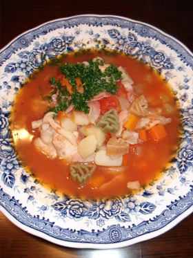 ☆パスタ入りチキンミネストローネスープ☆