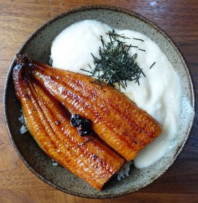 鰻ととろろのご飯