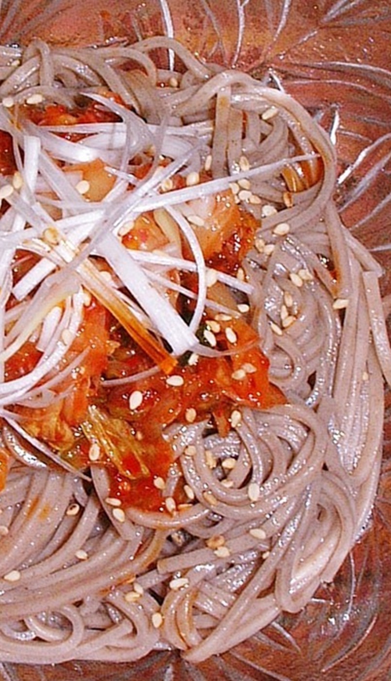 冷キムチ蕎麦（乾麺）・ごま油とかつお風味の画像