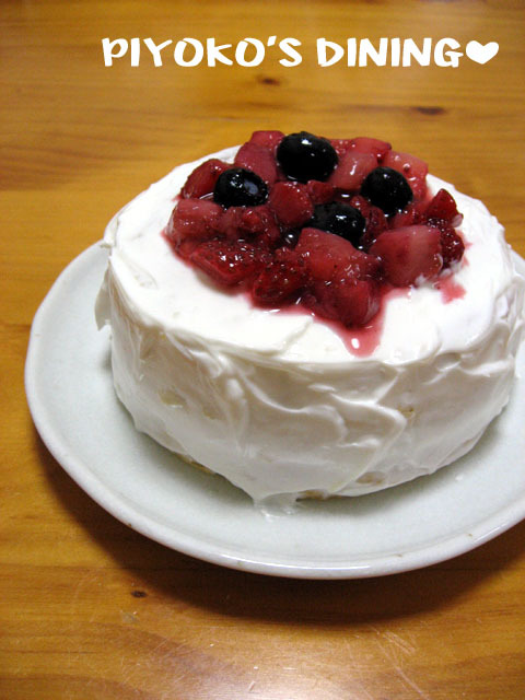 卵・牛乳・油不使用❤１歳のお誕生日ケーキの画像