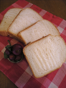 ✿ホシノ天然酵母で基本のシンプル食パン✿