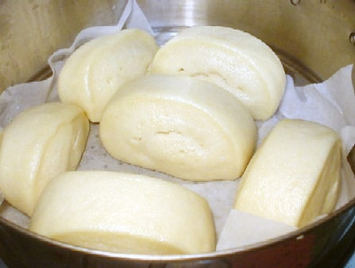 マントウ（饅頭・　中国式蒸しパン）の写真