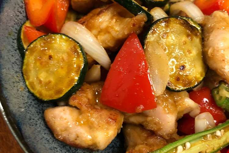 夏野菜と鶏モモのカレー炒め レシピ 作り方 By ななこhk クックパッド 簡単おいしいみんなのレシピが356万品