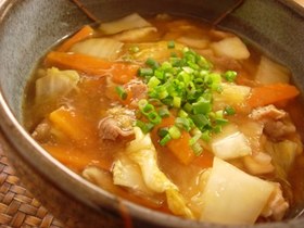 たっぷり野菜のみぞれあんかけうどん