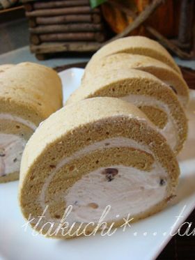 ふわふわ黒糖ロールケーキ