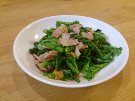 簡単!菜の花とベーコンのにんにく炒め