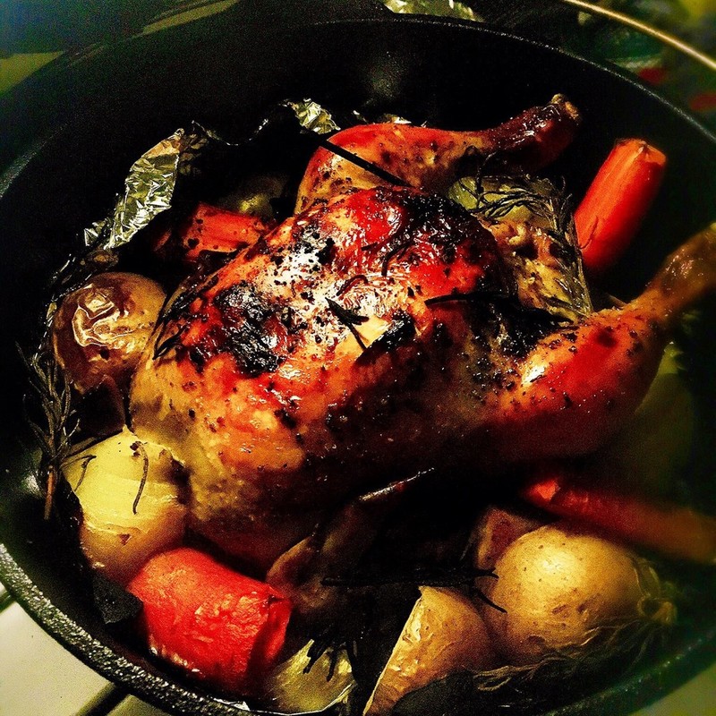 みんなが作ってる 鶏肉 丸焼き ダッチオーブンのレシピ クックパッド 簡単おいしいみんなのレシピが368万品