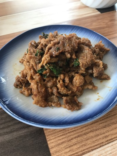 お弁当のおかずにも☆ゴマ肉味噌炒めの写真