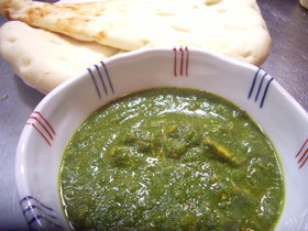 ほうれん草チキンカレー