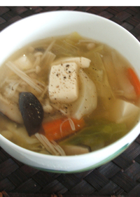 豆腐と野菜の和風スープ
